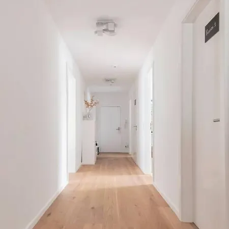 Modern In Central Apartment *