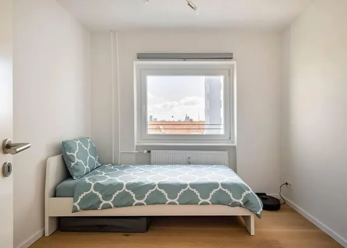 Modern In Central Apartment *