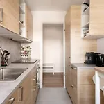 Modern In Central Βερολίνο