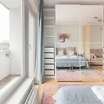 Διαμέρισμα Modern In Central *