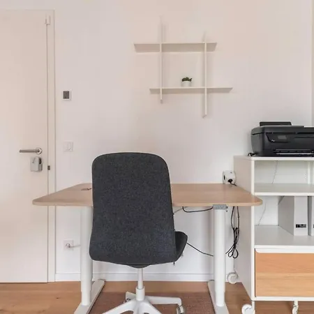 Modern In Central Apartman