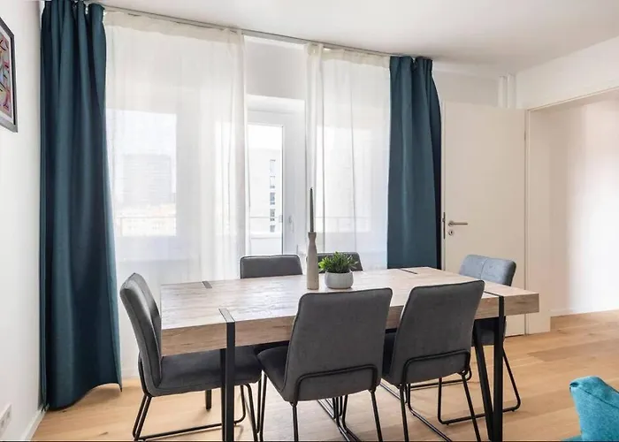 Modern In Central Apartman